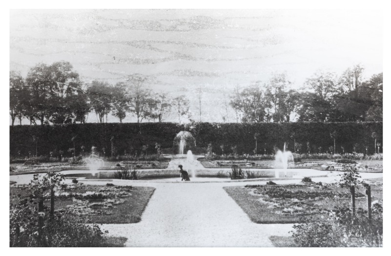 <em>A fragment of Kretinga Manor Estate Park</em> (copy). P. Mongirdaitė’s album Kretynga, p. 12, 1890